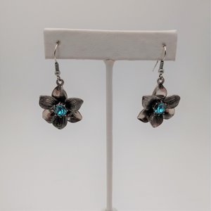 Premiere Designs "Garden Gate" Silver tone and Rhinestone Floral Statement Necklace Earrings Jewelry Set