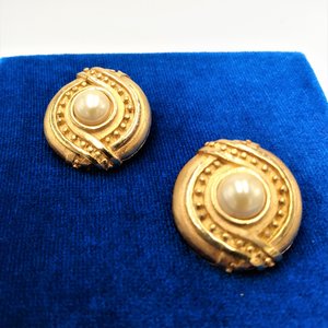 Signed Hobè Gold Tone and Faux Pearl Clip On earrings