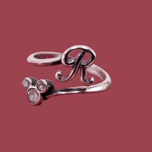 Retired Vintage ©Disney Sterling Silver Initial Letter R CZ Bypass Ring , Size 5.25