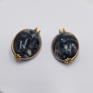Sophisticated Vintage Hillcraft Gold Tone and Marbled Lucite Slide Clip Earrings
