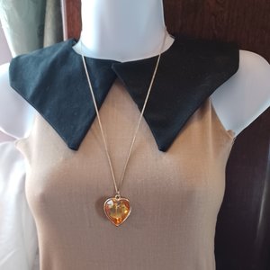 Large Gold Tone Light Orange Faceted Heart Shaped Jewel Pendant with Chain Necklace