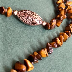 Vintage Natural Tiger's Eye Polished Chips Beaded Necklace