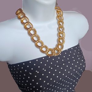 Vintage Large Matte Gold Tone Double Link Toggle Statement Necklace