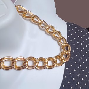 Vintage Large Matte Gold Tone Double Link Toggle Statement Necklace