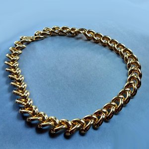 Vintage Shiny Gold Tone Chunky Half Link Curb Chain Statement Necklace