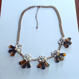 Faux Tortoise Shell and Large Clear Rhinestones Statement Necklace