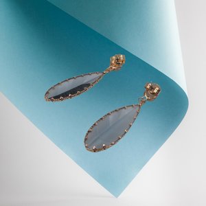 Elegant Vintage Fashion Gold and Smokey Grey Beveled Glass Leaf Dangle Pierced Earrings