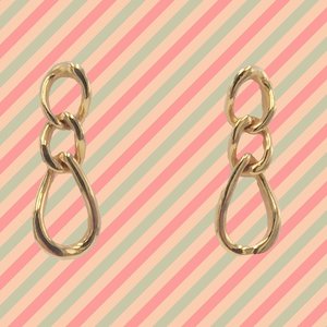 MONET Gold Tone Twisted Link Dangle Earrings, with original signed pushbacks