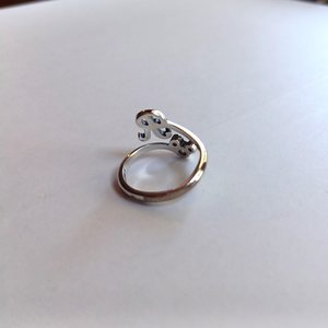 Retired Vintage ©Disney Sterling Silver Initial Letter R CZ Bypass Ring , Size 5.25