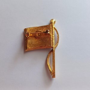 Vintage US American Flag  Gold Tone and Rhinestones Brooch