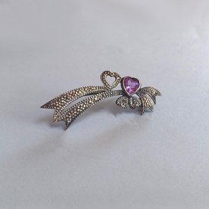 Sterling Silver, Marcasite and Amethyst Art Deco Hearts and Ribbons Brooch