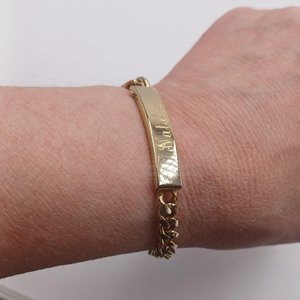 Vintage Shiny Gold Tone Speidel "Natalie" ID Curb Chain Engraved Bracelet