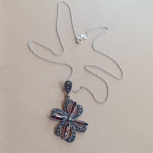 Vintage Art Deco Sterling Silver Marcasite and Topaz Flower Clover Pendant Necklace