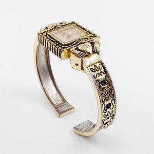 Vivani, Gold Tone Claddagh Ornate Ladies Quartz Clamper Wrist Watch