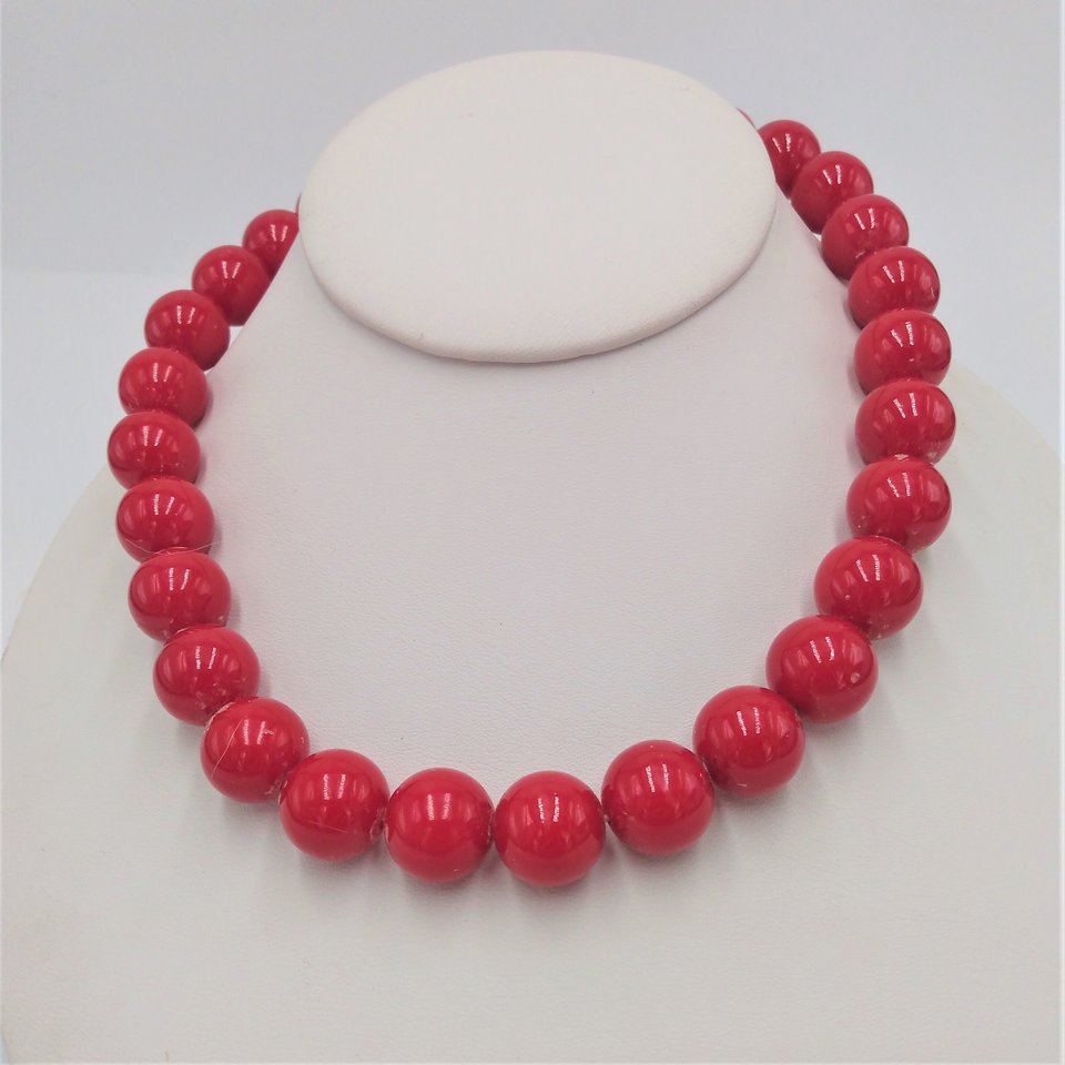 Sexy Vintage Candy Apple Red Gumball Size Beaded Choker Necklace