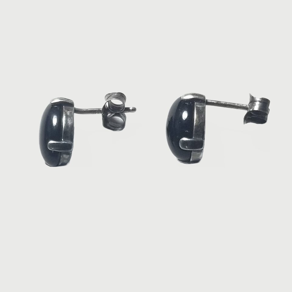Vintage Sterling Silver Southwestern Oval Onyx Stud Earrings