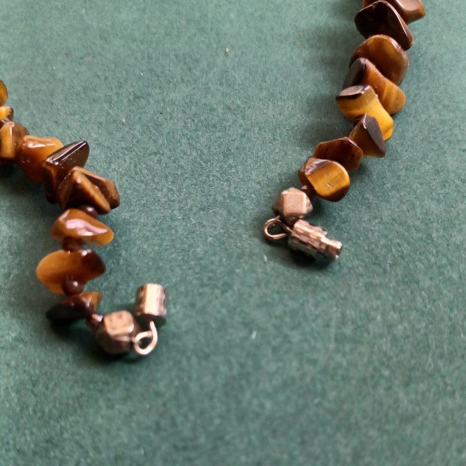 Vintage Natural Tiger's Eye Polished Chips Beaded Necklace