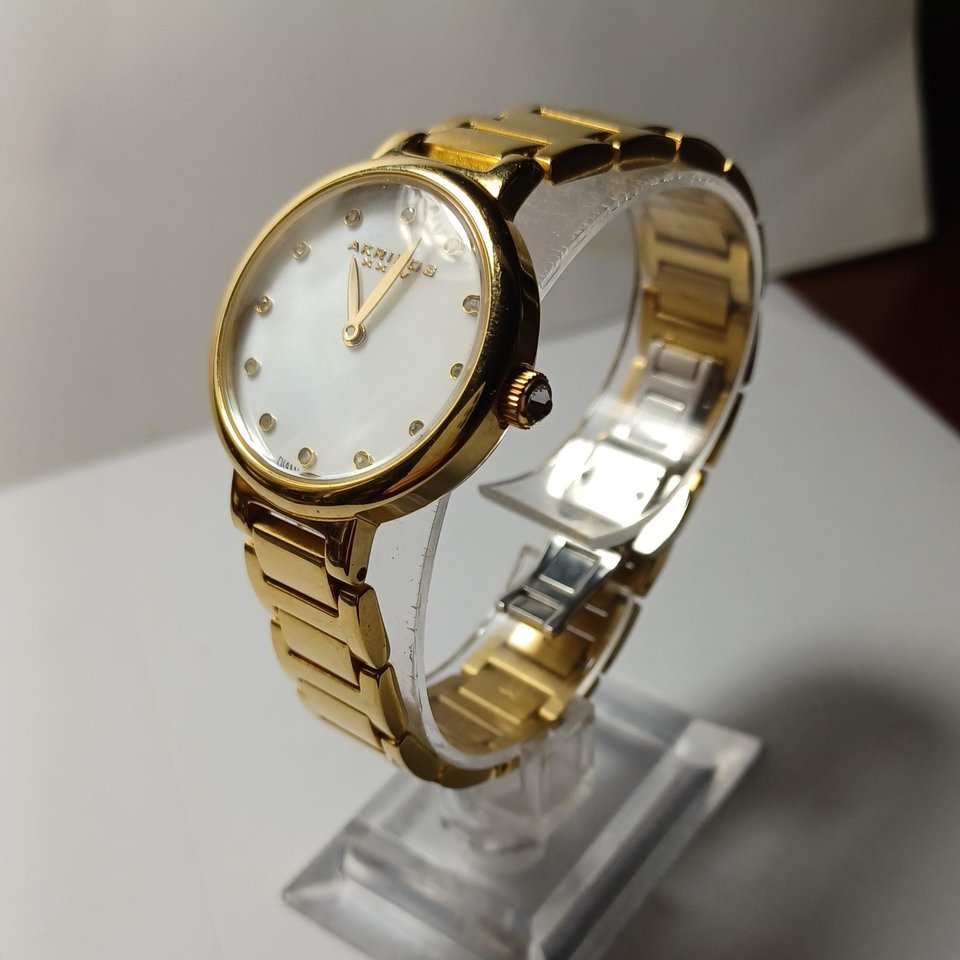 AKRIBOS XXIV Gold Tone Diamond Dial Ladies Quartz Wrist Watch- New Battery