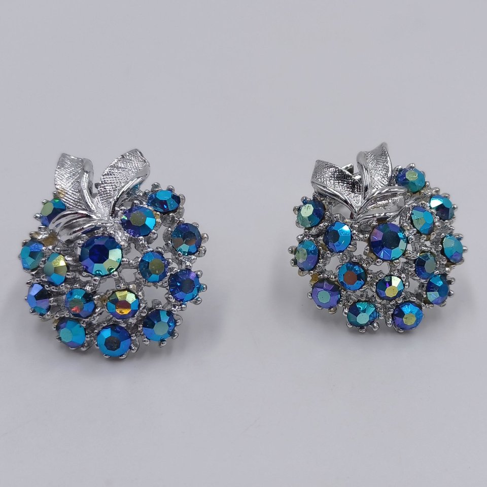 Vintage Lisner and Pakula Silver Tone and Light Blue Peacock Aurora Borealis Rhinestones Jewelry Set, Maximum Sparkle, Demi Parure