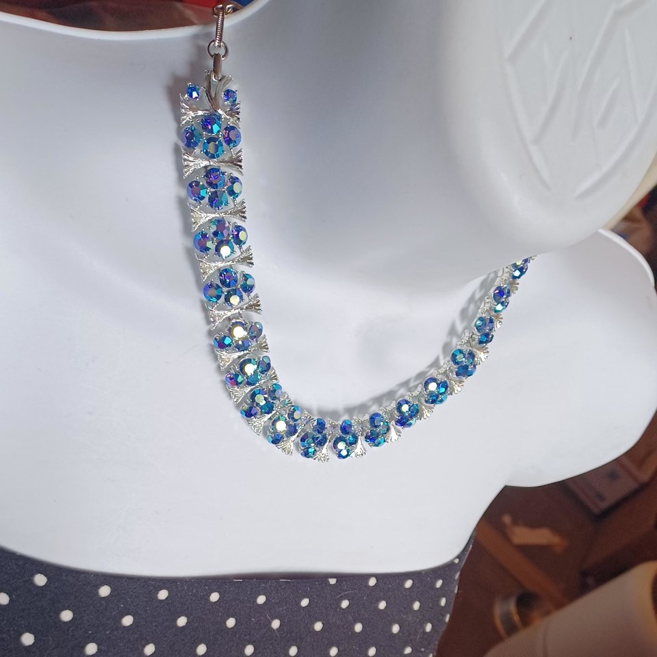 Vintage Lisner and Pakula Silver Tone and Light Blue Peacock Aurora Borealis Rhinestones Jewelry Set, Maximum Sparkle, Demi Parure