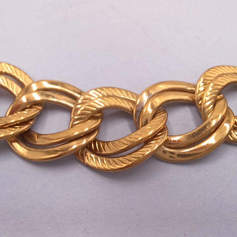 Vintage Shiny Gold Tone Double Link Curb Chain Statement Necklace