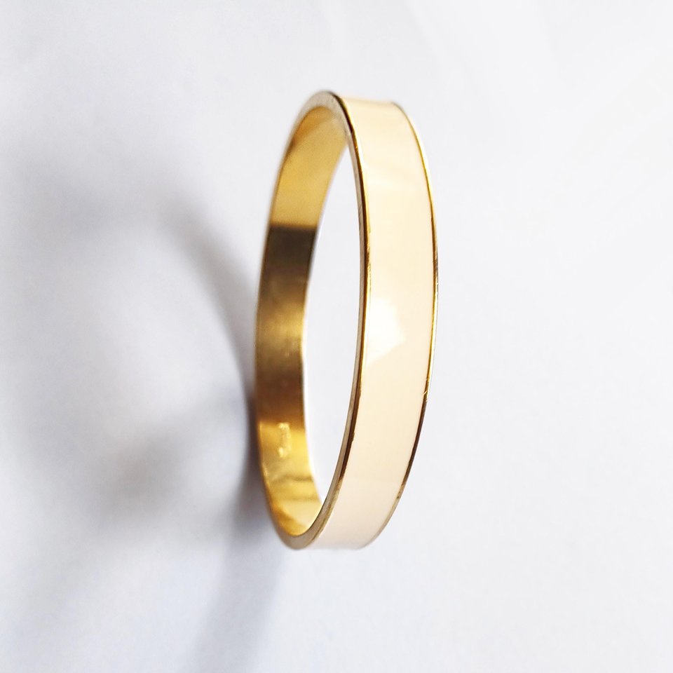 Crown Trifari Cream Enamel and Gold Tone Small Bangle Bracelet