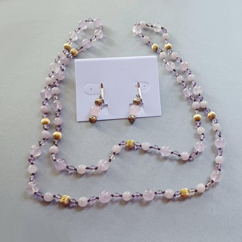 Vintage Hand Knotted Natural Light Amethyst Stones Beaded Necklace and Earrings Jewelry Set