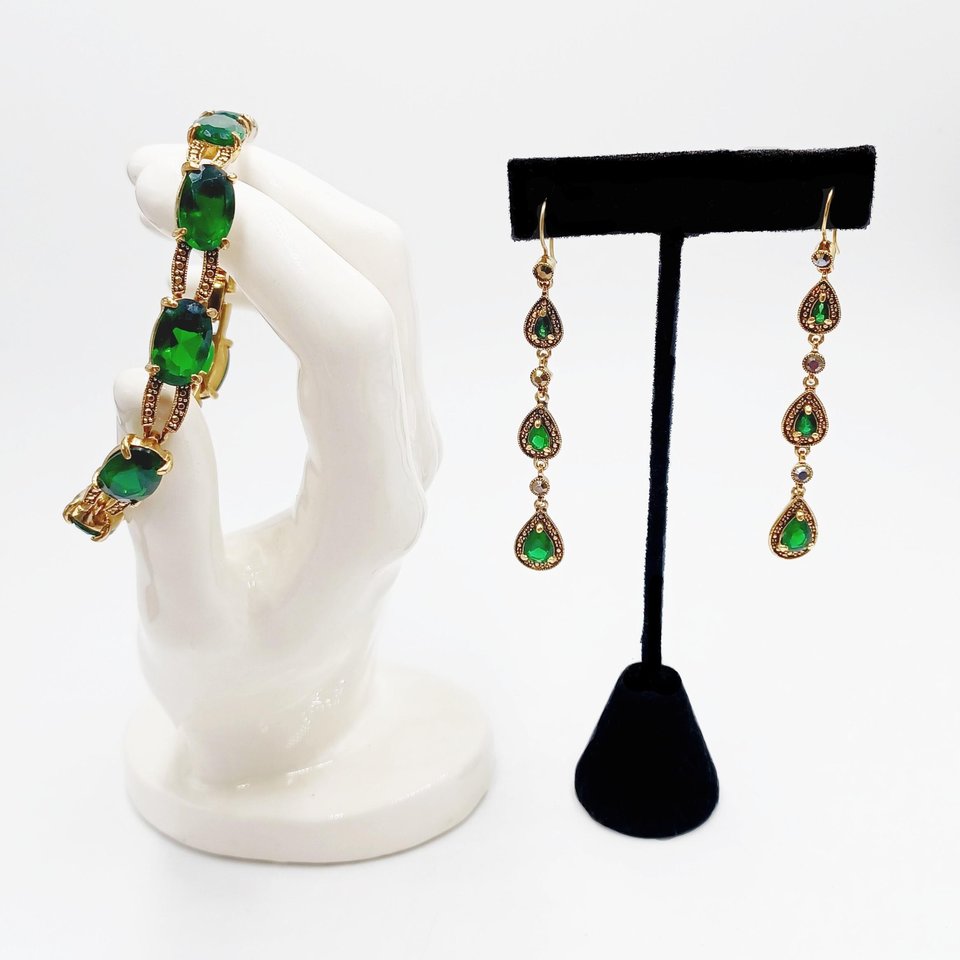 Monet Gold Tone and Dark Green Jewel Link Bracelet and Dangle Earrings Jewelry Set
