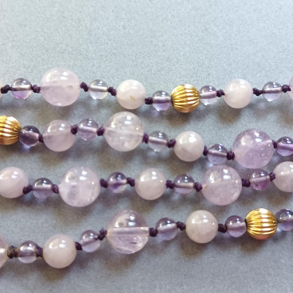 Vintage Hand Knotted Natural Light Amethyst Stones Beaded Necklace and Earrings Jewelry Set