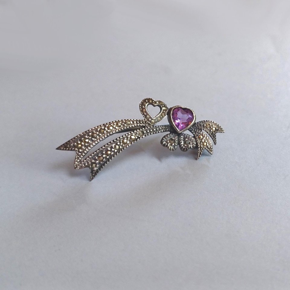 Sterling Silver, Marcasite and Amethyst Art Deco Hearts and Ribbons Brooch