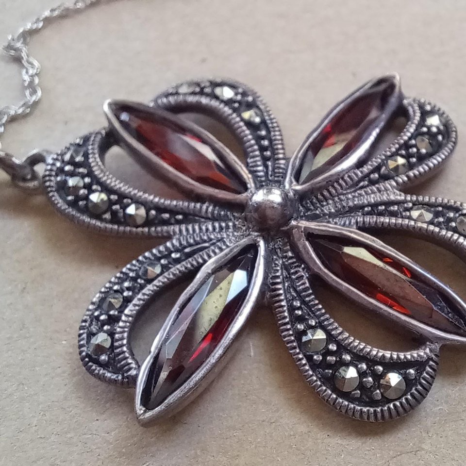 Vintage Art Deco Sterling Silver Marcasite and Topaz Flower Clover Pendant Necklace